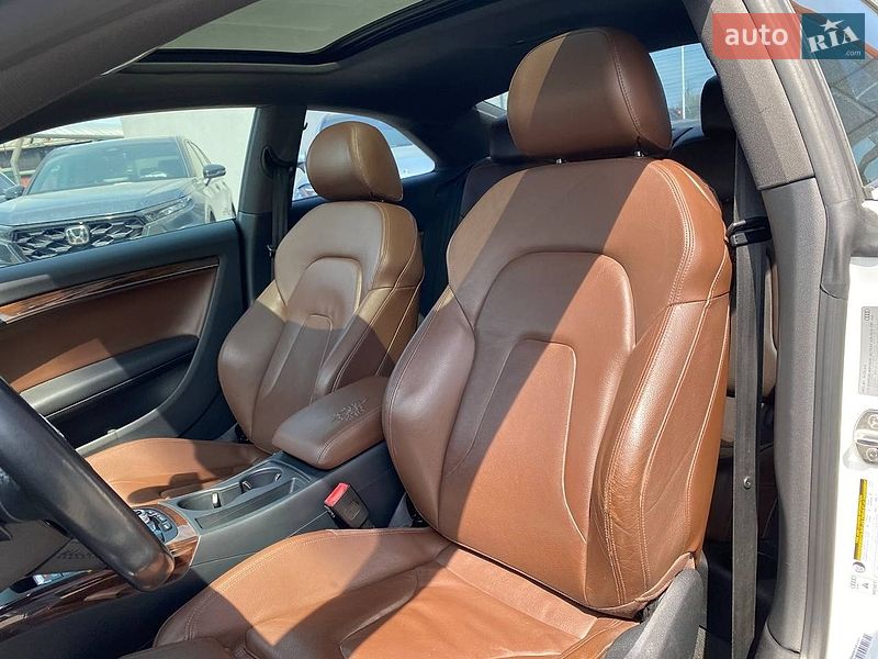 Купе Audi A5 2012 в Львове