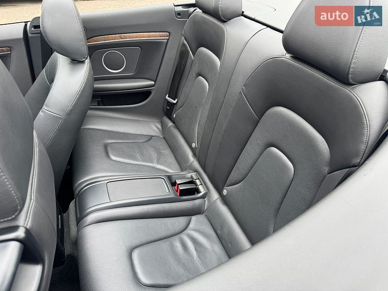 Кабриолет Audi A5 2012 в Киеве