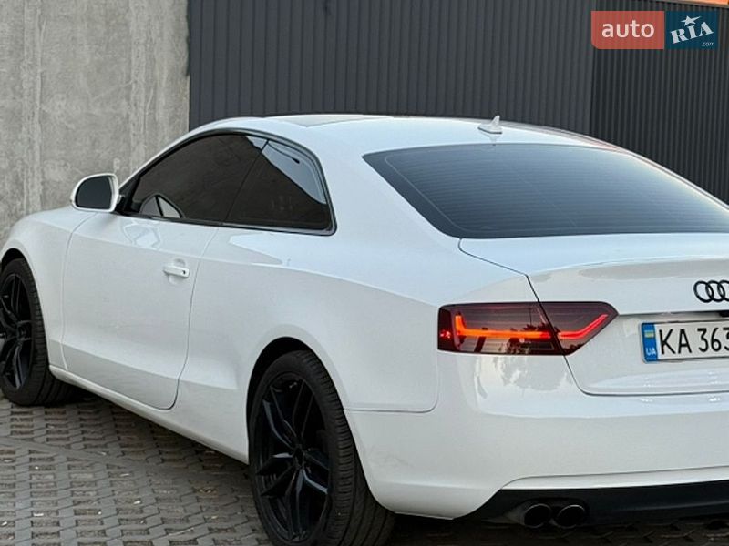 Купе Audi A5 2013 в Києві