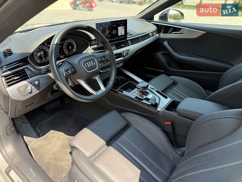 Купе Audi A5 2022 в Львове