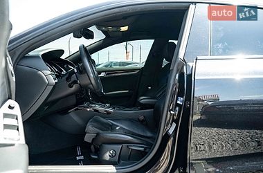 Купе Audi A5 2011 в Черновцах