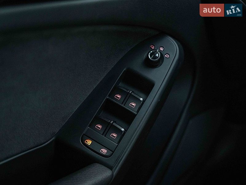 Купе Audi A5 2011 в Черновцах