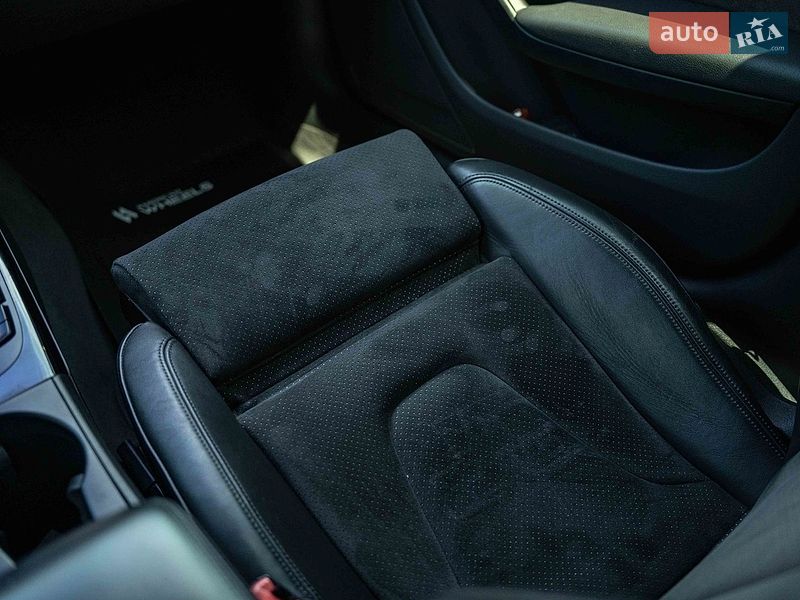 Купе Audi A5 2011 в Черновцах