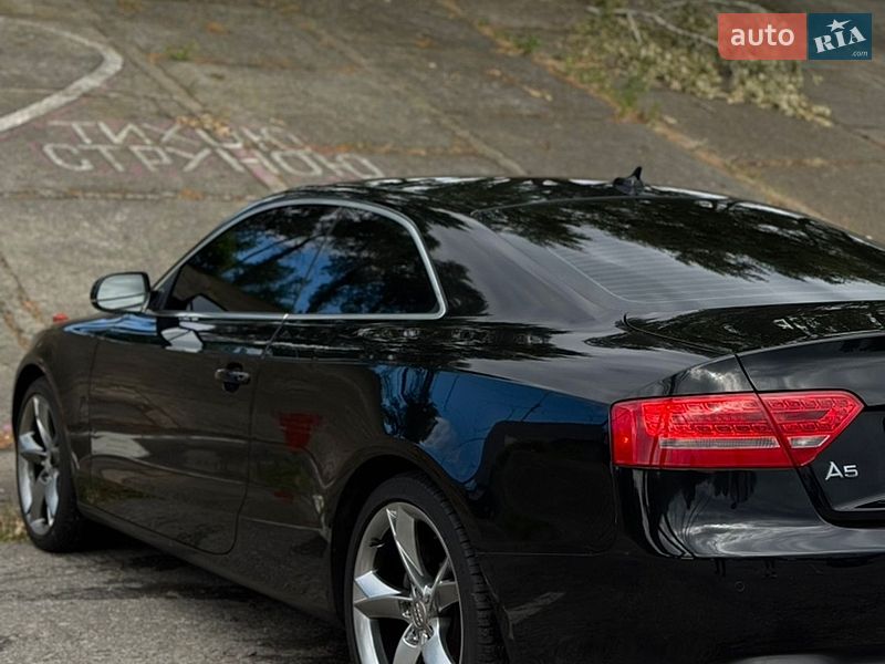 Купе Audi A5 2011 в Киеве