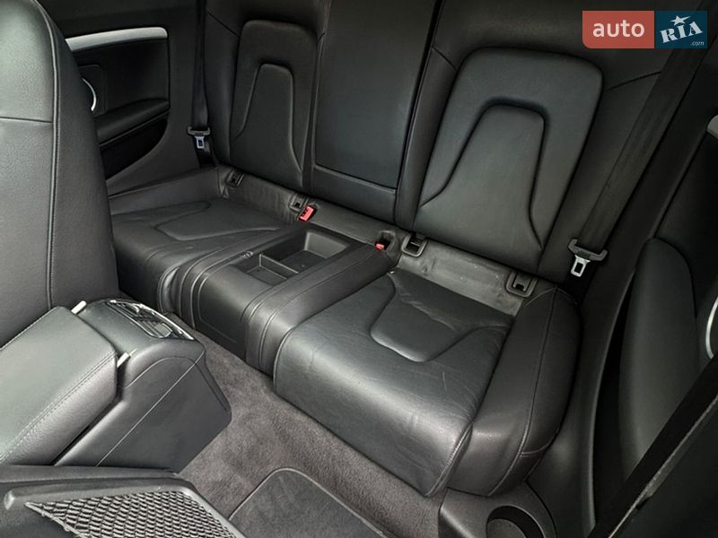Купе Audi A5 2011 в Киеве