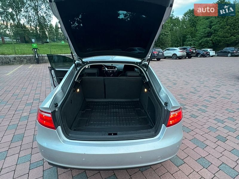 Купе Audi A5 2010 в Львові