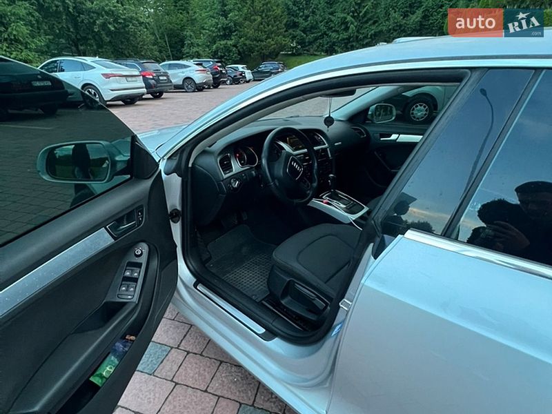 Купе Audi A5 2010 в Львові