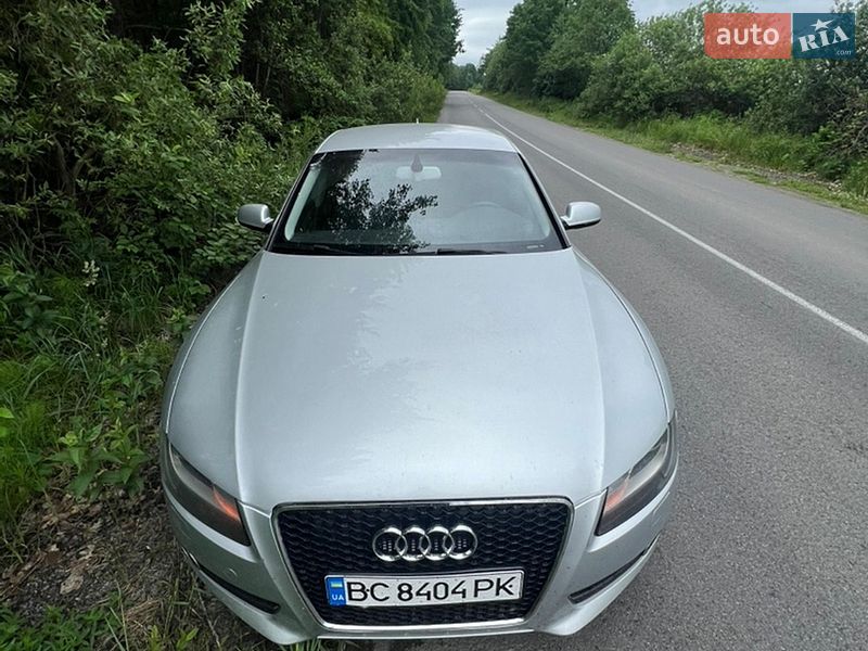 Купе Audi A5 2010 в Львові