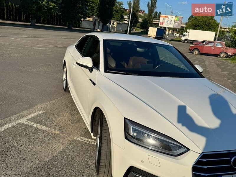 Купе Audi A5 2017 в Києві фото 7 Купе Audi A5 2017 в Києві