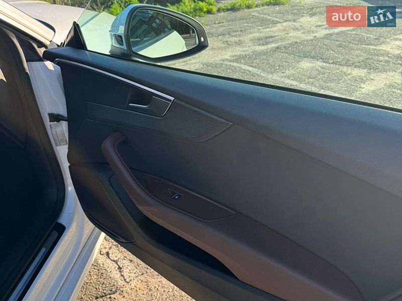 Купе Audi A5 2017 в Києві фото 10 Купе Audi A5 2017 в Києві