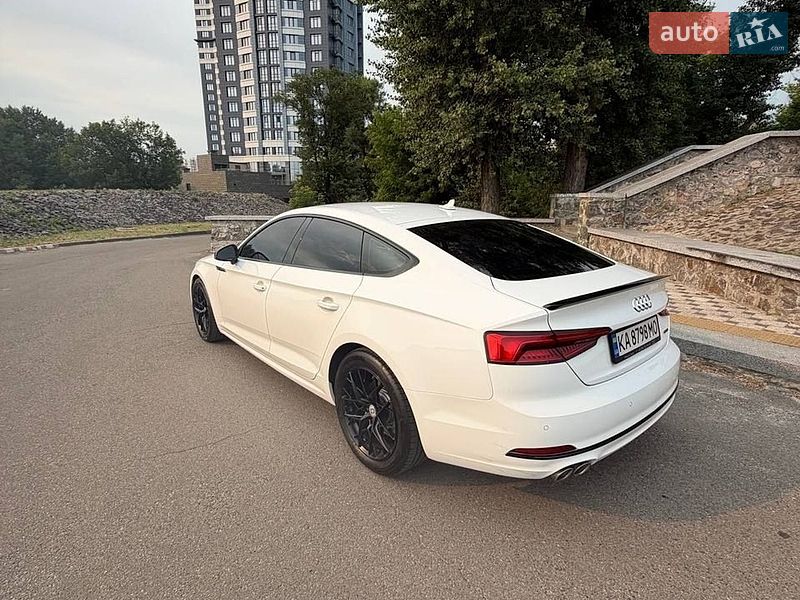 Купе Audi A5 2017 в Киеве