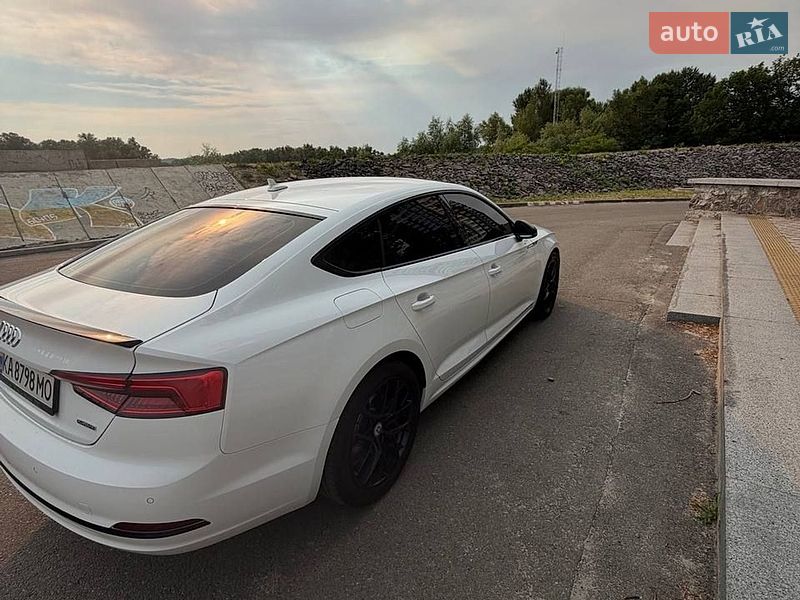 Купе Audi A5 2017 в Киеве