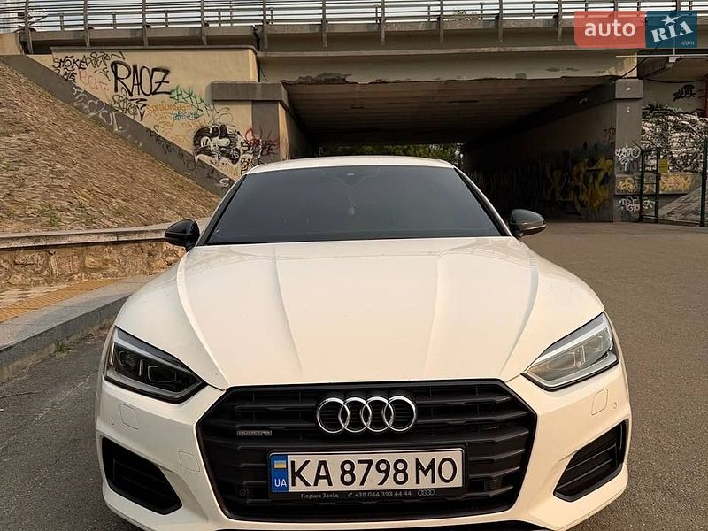 Купе Audi A5 2017 в Киеве