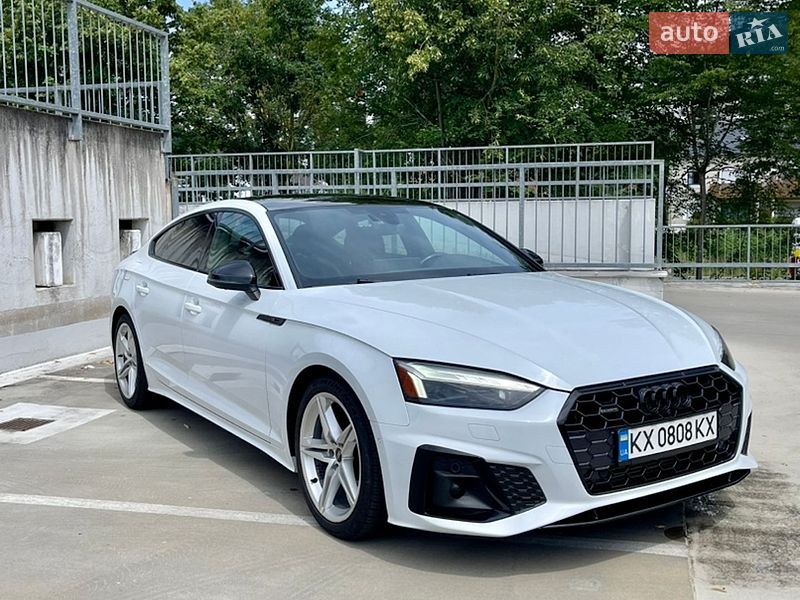 Audi A5, photos from the listing