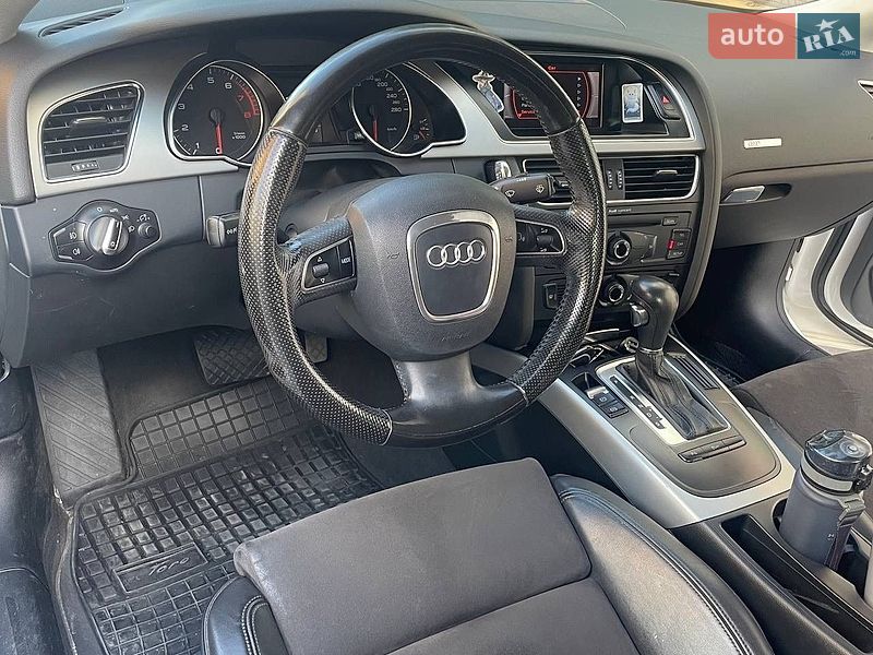 Купе Audi A5 2010 в Киеве