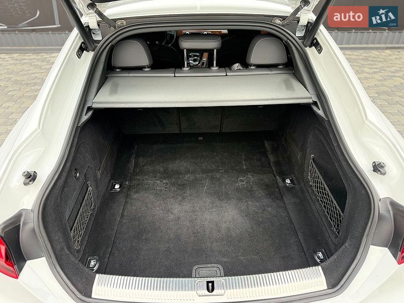 Ліфтбек Audi A5 2020 в Львові
