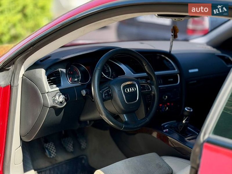 Купе Audi A5 2007 в Черновцах