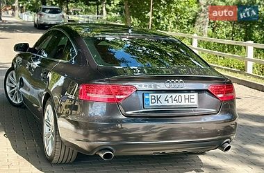 Купе Audi A5 2011 в Рівному