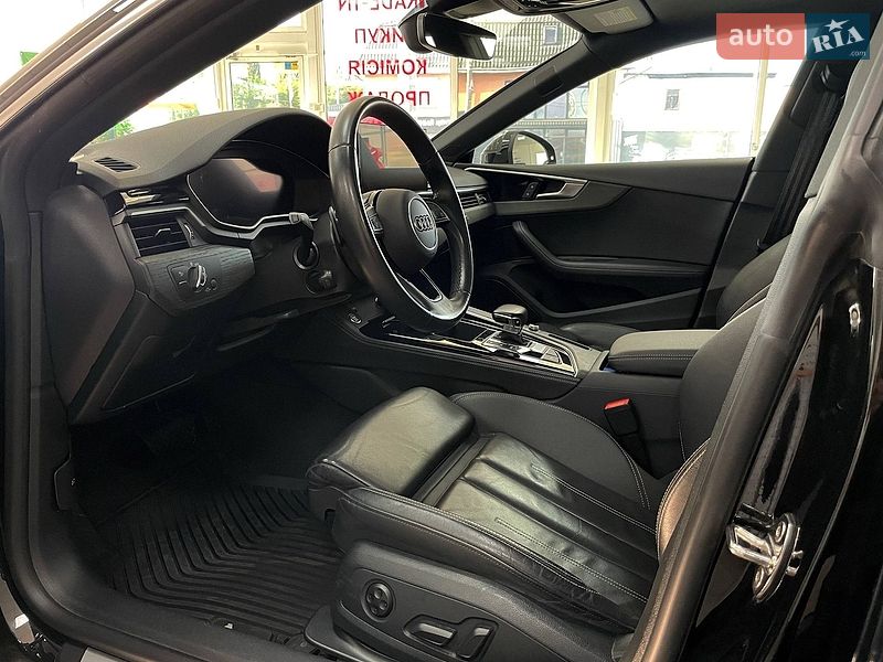 Лифтбек Audi A5 2022 в Киеве