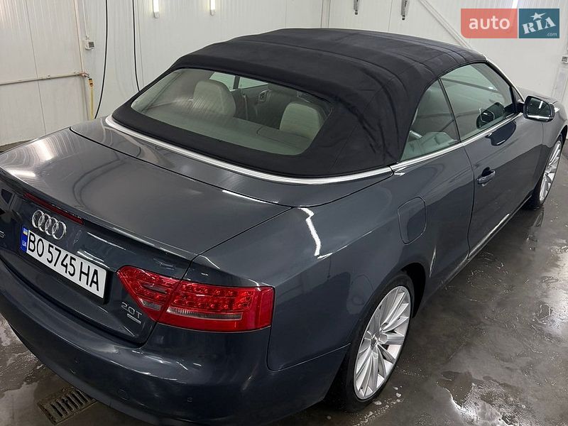 Кабриолет Audi A5 2010 в Лановцах