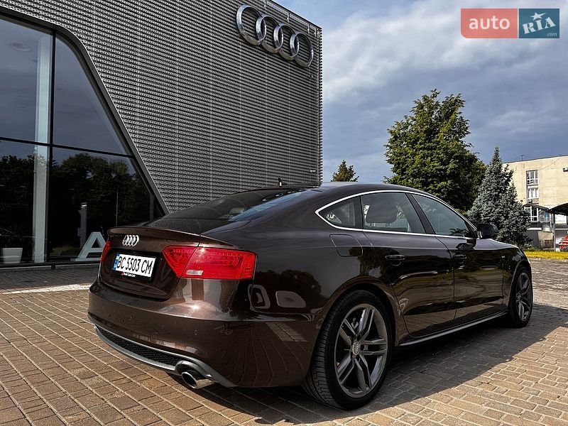 Купе Audi A5 2012 в Львові