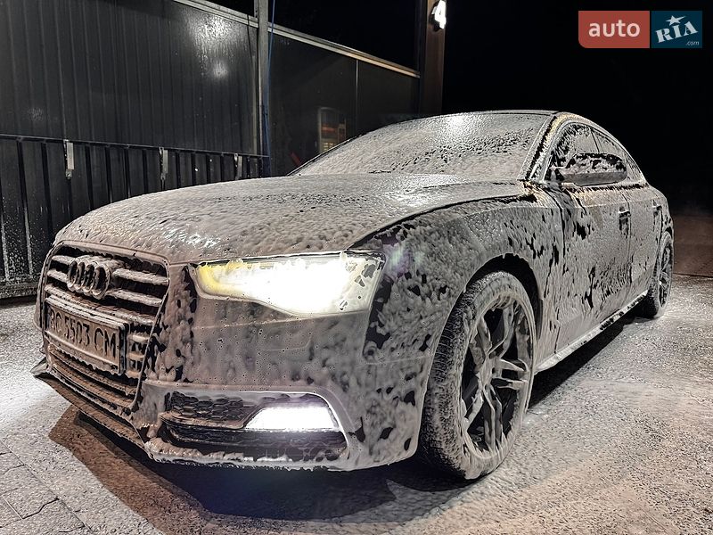 Купе Audi A5 2012 в Львові