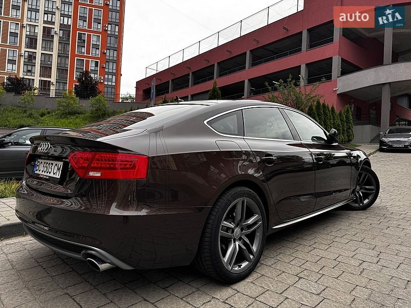 Купе Audi A5 2012 в Львові