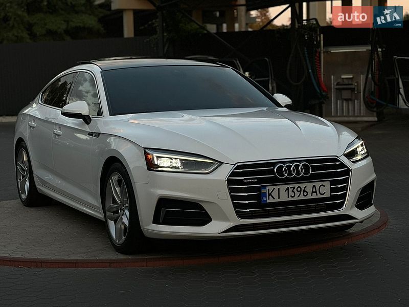 Купе Audi A5 2018 в Киеве