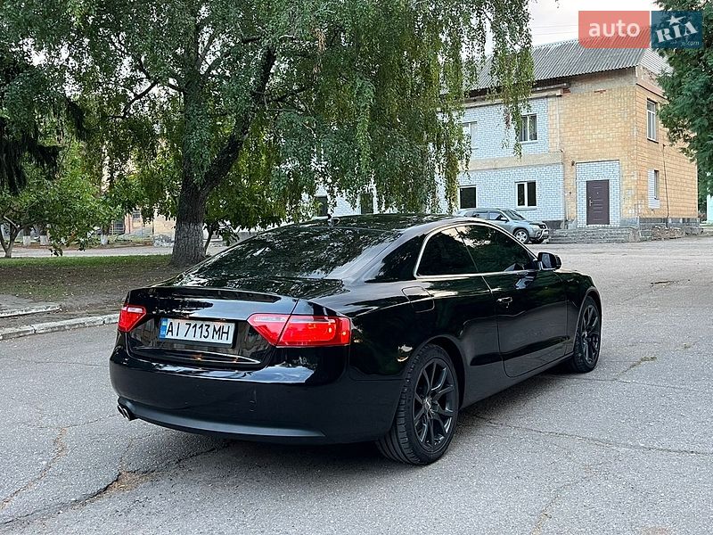 Купе Audi A5 2011 в Смеле