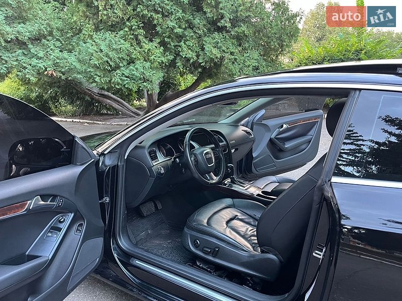 Купе Audi A5 2011 в Смеле