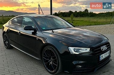 Купе Audi A5 2016 в Вышкове