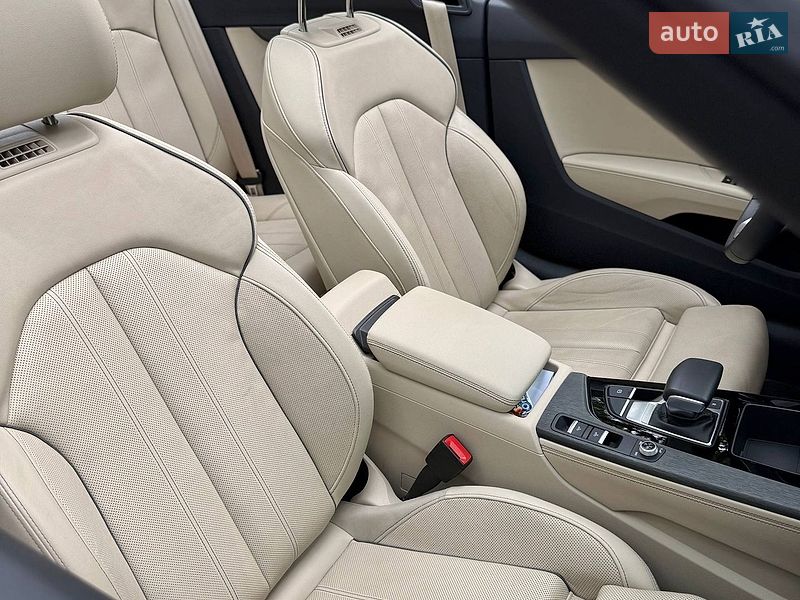 Кабріолет Audi A5 2024 в Чернівцях