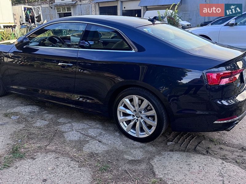 Купе Audi A5 2016 в Києві