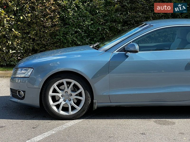 Купе Audi A5 2009 в Киеве