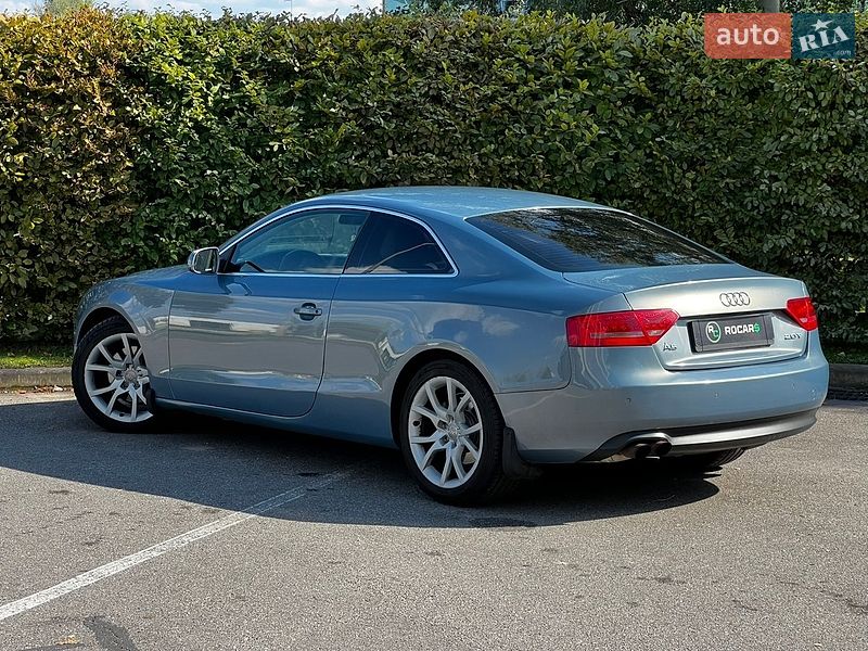 Купе Audi A5 2009 в Киеве