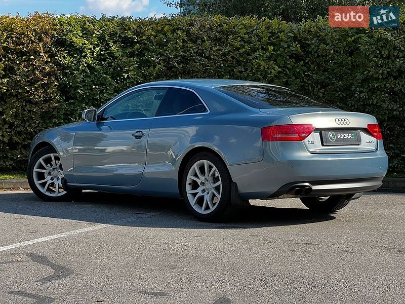 Купе Audi A5 2009 в Киеве