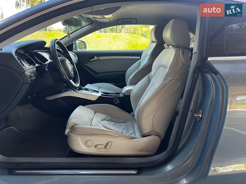 Купе Audi A5 2009 в Киеве