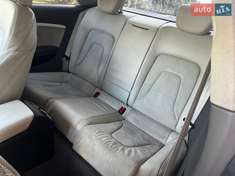 Купе Audi A5 2009 в Киеве