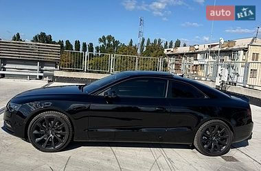 Купе Audi A5 2014 в Киеве