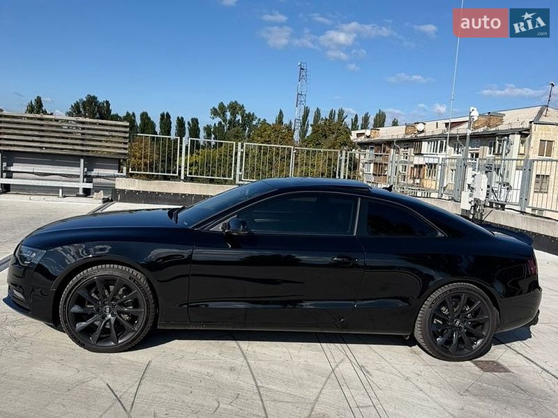 Купе Audi A5 2014 в Киеве