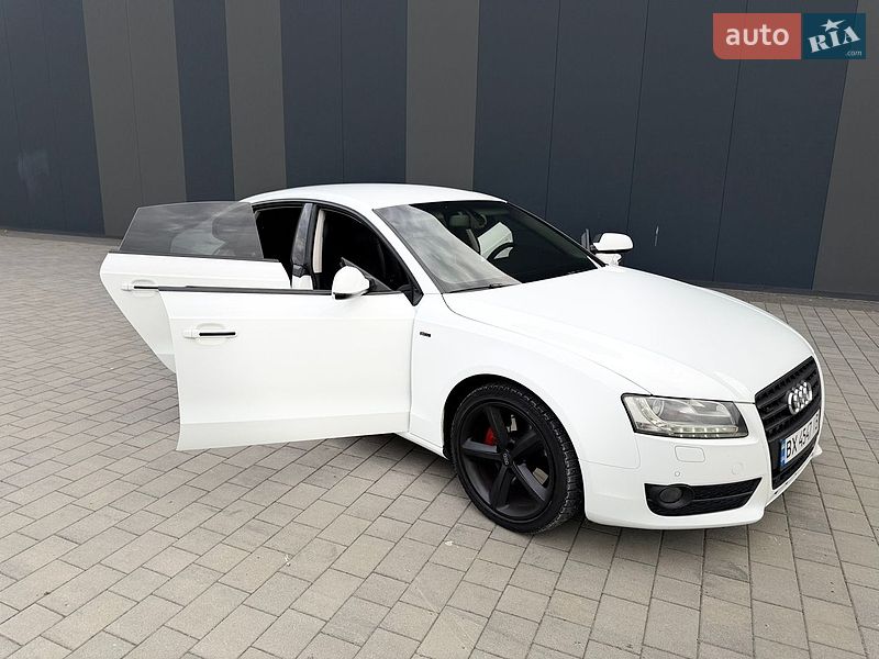 Купе Audi A5 2010 в Хмельницком