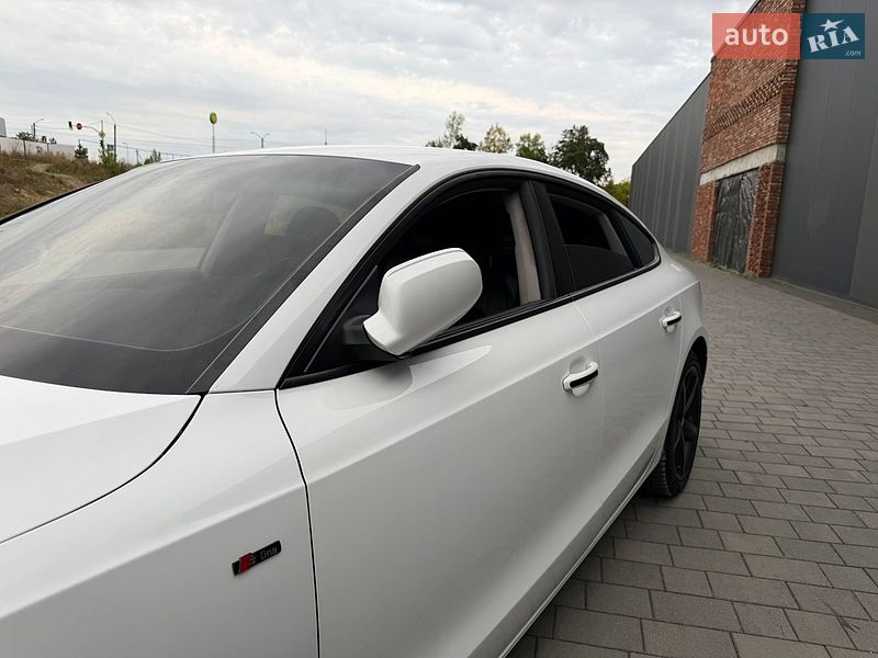 Купе Audi A5 2010 в Хмельницком