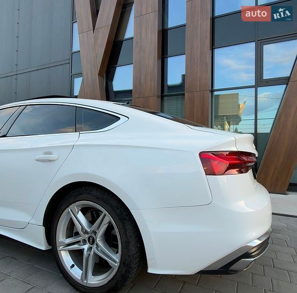 Лифтбек Audi A5 2021 в Луцке