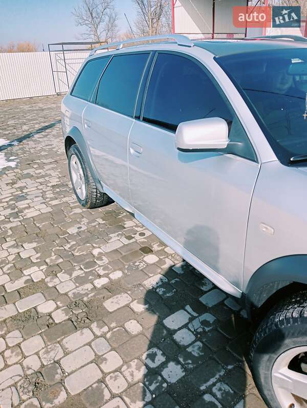 Универсал Audi A6 Allroad 2001 в Хотине