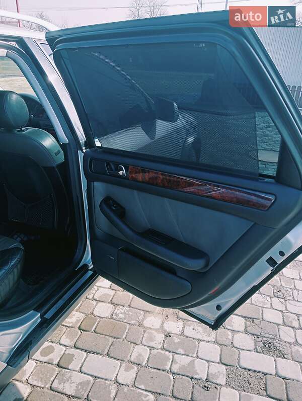 Универсал Audi A6 Allroad 2001 в Хотине