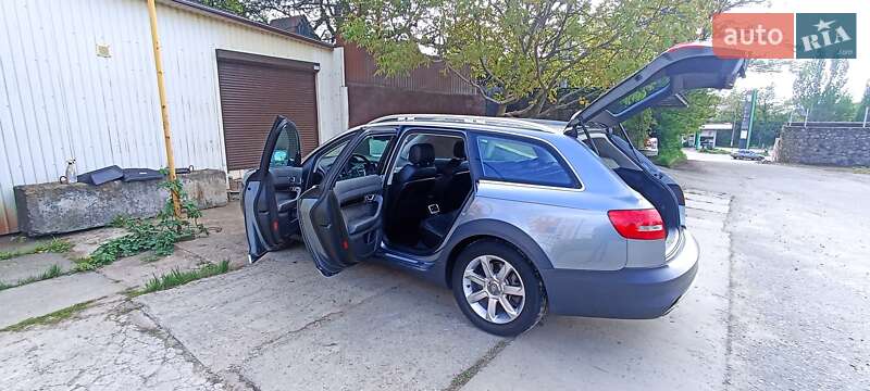 Универсал Audi A6 Allroad 2011 в Первомайске