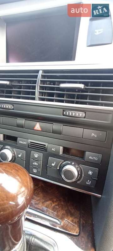Универсал Audi A6 Allroad 2011 в Первомайске
