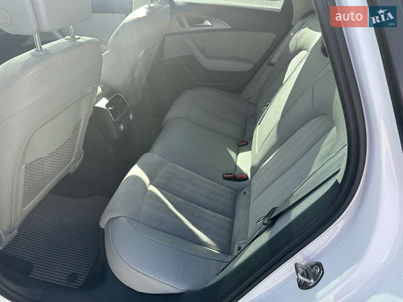 Универсал Audi A6 Allroad 2014 в Киеве