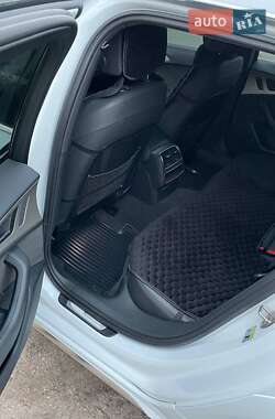 Универсал Audi A6 Allroad 2017 в 