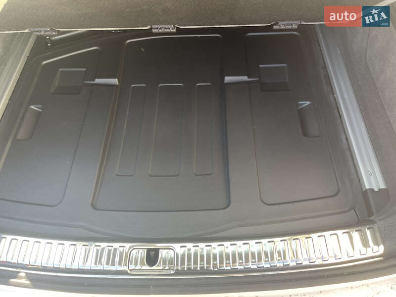 Универсал Audi A6 Allroad 2021 в Киеве